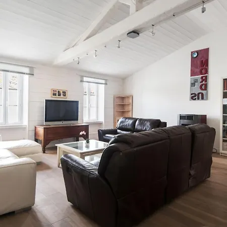 La Grande Maison Au Coeur Du Village De En Re Дом отдыха Ла-Флот